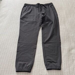 UNRL Men's In-Flex Joggers - Grpahite